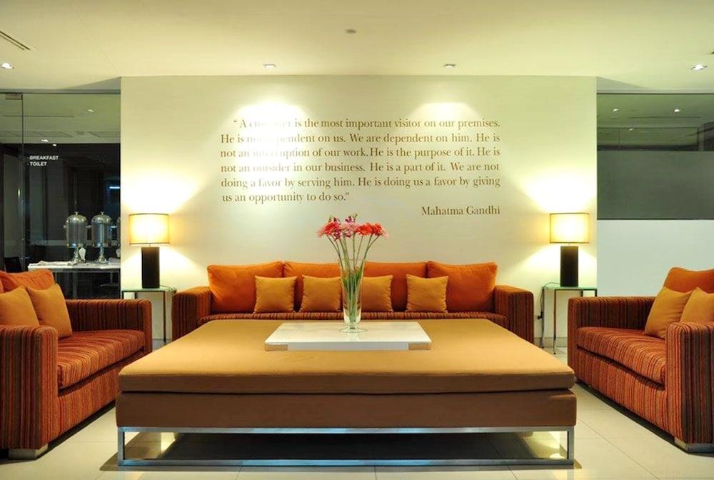 The Bedrooms Boutique Hotel Bangkok Extérieur photo
