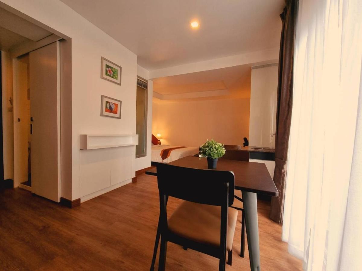 The Bedrooms Boutique Hotel Bangkok Extérieur photo