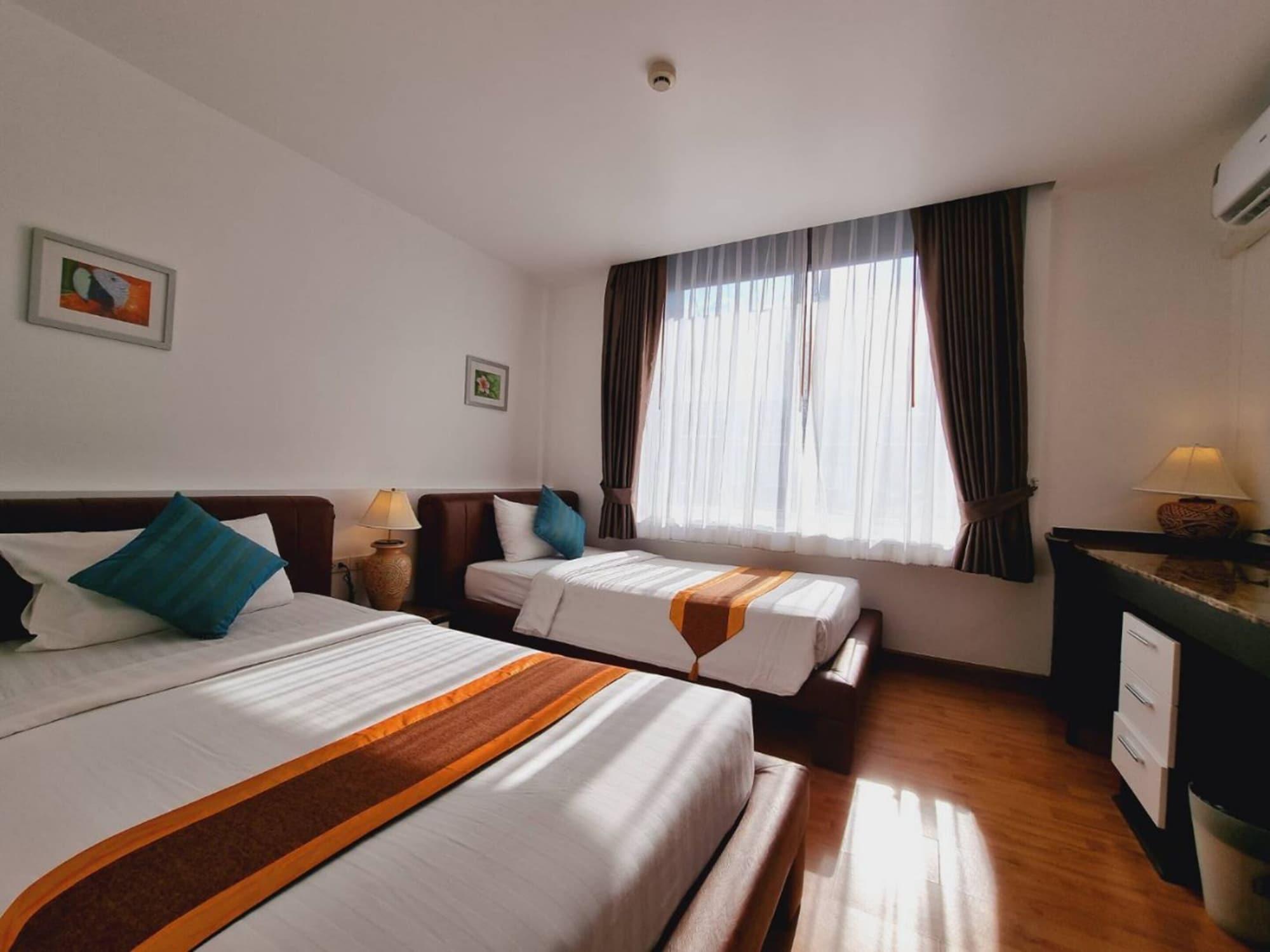 The Bedrooms Boutique Hotel Bangkok Extérieur photo