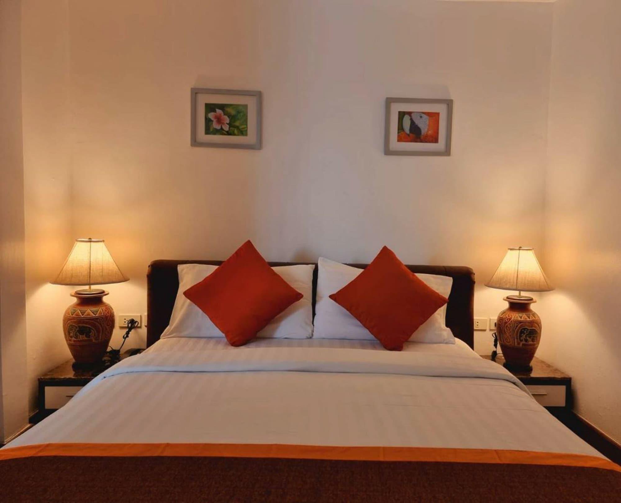 The Bedrooms Boutique Hotel Bangkok Extérieur photo