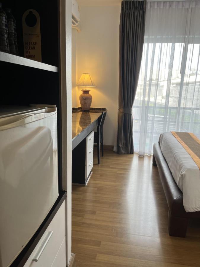 The Bedrooms Boutique Hotel Bangkok Extérieur photo