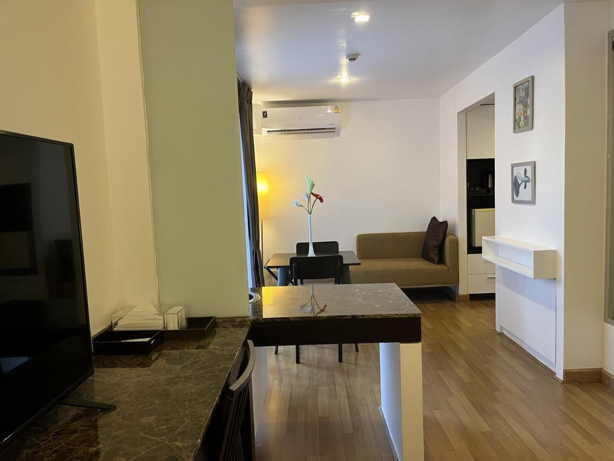 The Bedrooms Boutique Hotel Bangkok Extérieur photo