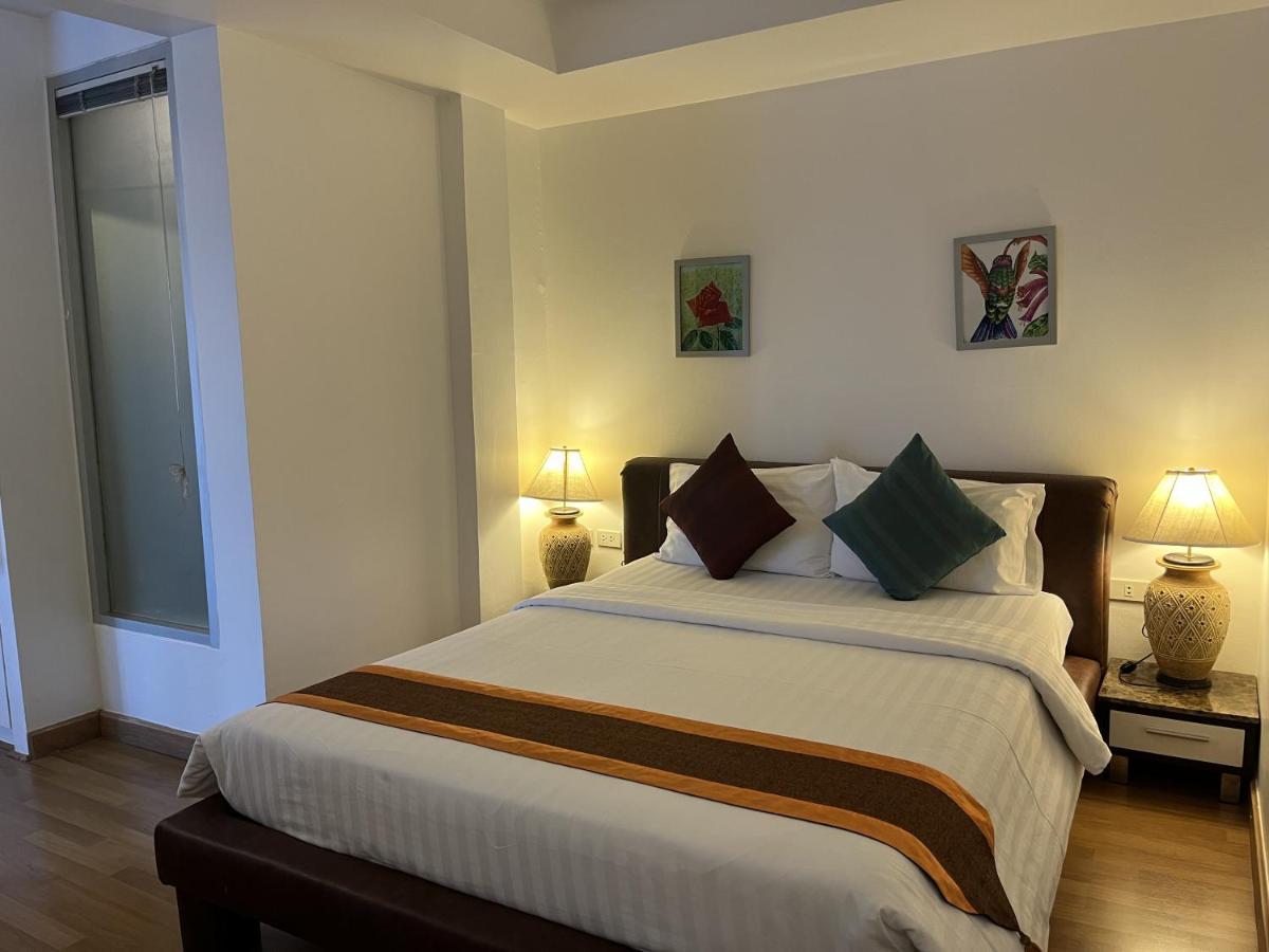 The Bedrooms Boutique Hotel Bangkok Extérieur photo